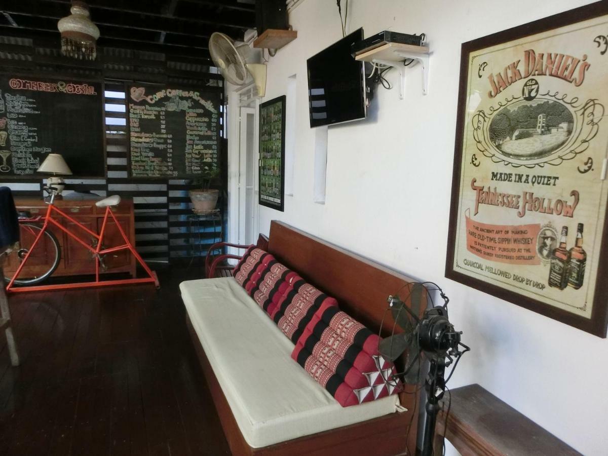 מלון צ'יאנג מאי The Travellers Arms מראה חיצוני תמונה
